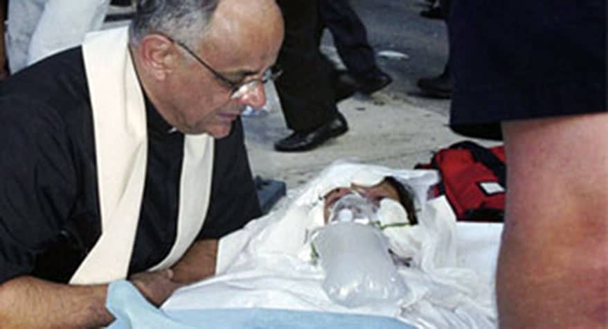 Father Raymond Nobiletti, M.M. during the 9-11 WTC attacks